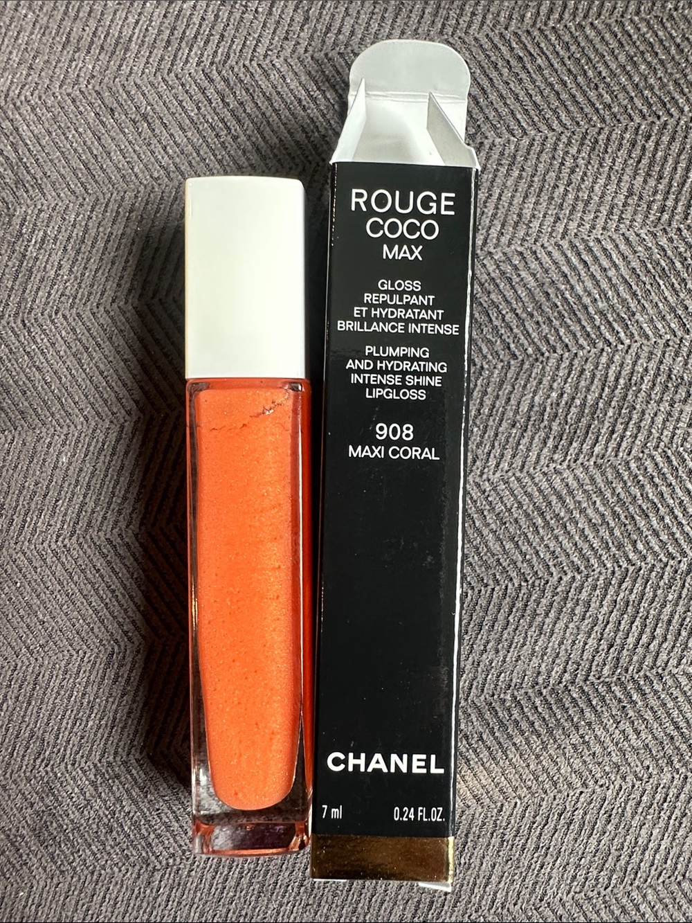 CHANEL Rouge Coco Max Lip Gloss 908 Maxi Coral - Bright Coral Orange